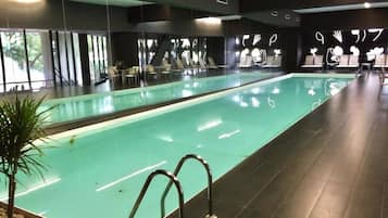 Apartamento, 1 quarto | Piscina | Piscina interna, piscina aquecida