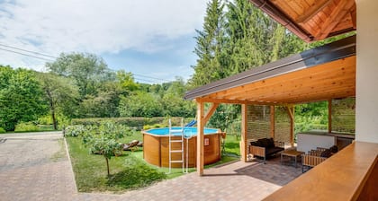 Maison confortable de 3 chambres Ă .