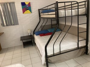 2 bedrooms, iron/ironing board, bed sheets