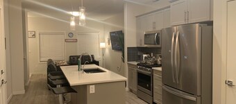 Glamorous 3 BR Villa with Double Garage
