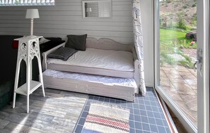 2 quartos, ferros/tábuas de passar roupa, Wi-Fi de cortesia