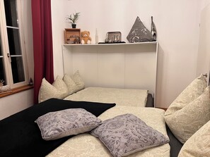 1 Schlafzimmer, Bügeleisen/Bügelbrett, Reisekinderbett, kostenloses WLAN