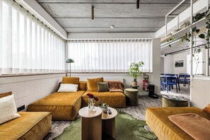 43-Zoll-LED-Fernseher mit Kabelempfang