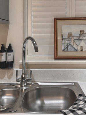 Interior - The cosiest of stays in the heart of Rhosneigr (Rhosneigr)