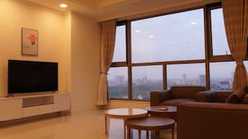 Standard Apartment, 1 Bedroom, City View | 2 bedrooms, blackout curtains, soundproofing, iron/ironing board