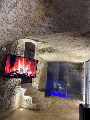 Exclusive Room | Premium bedding, minibar, individually decorated, individually furnished - Chakra Special Caves (Ürgüp)