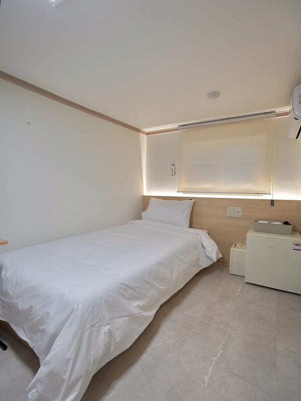 Bureau, chambres insonorisées, Wi-Fi gratuit, draps fournis