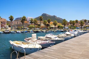 Marina/club náutico