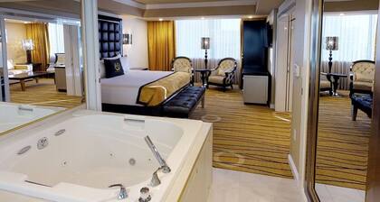 Spacious 2BDR Villa Sleeps 6, only 776 P/N available week of Super Bowl LVIII!!