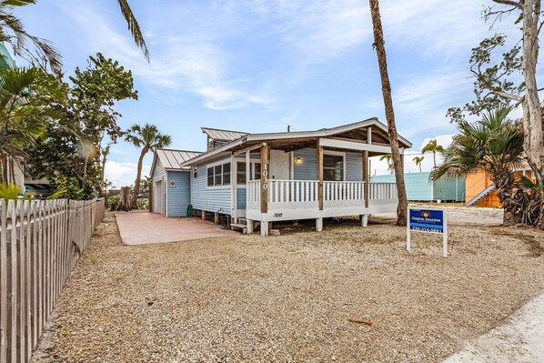 House, 1 Bedroom | Exterior