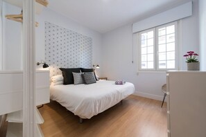1 chambre, fer et planche Ă repasser, lit parapluie, Wi-Fi gratuit