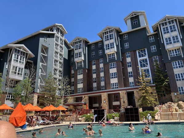 Outdoor pool, a heated pool - Marriott Mountainside, SUNDANCE SPECIAL, 2 bedroom villa, All Amenities (Park City)
