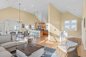 Smart TV, stereo - Oceanside Home w/ Pool, Elevator, and Media Room. You're in Hatteras at Last! (Hatteras)