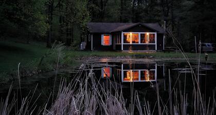 Camp Navarac, a cozy waterfront ski retreat just 6 miles from Bristol Mountain.