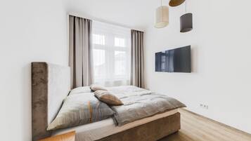 1 bedroom, iron/ironing board, WiFi, bed sheets