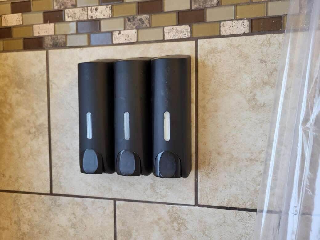 Douche, serviettes fournies