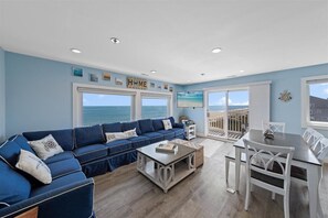 TV - El Marlyn 3 - A Wonderous Oceanfront Penthouse with space for the whole family! (Ocean City)
