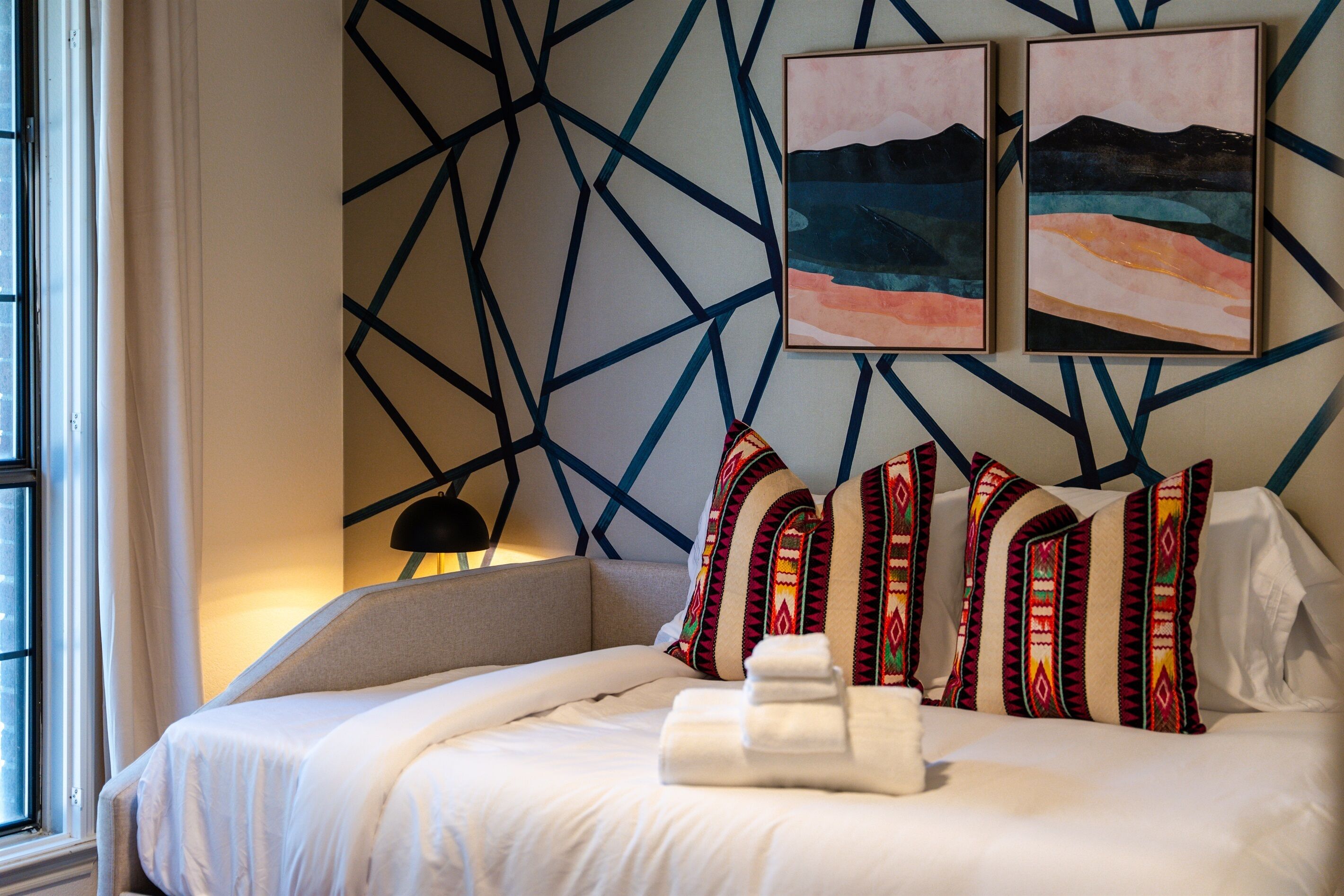 5 chambres, fer et planche à repasser, lit parapluie, Wi-Fi gratuit