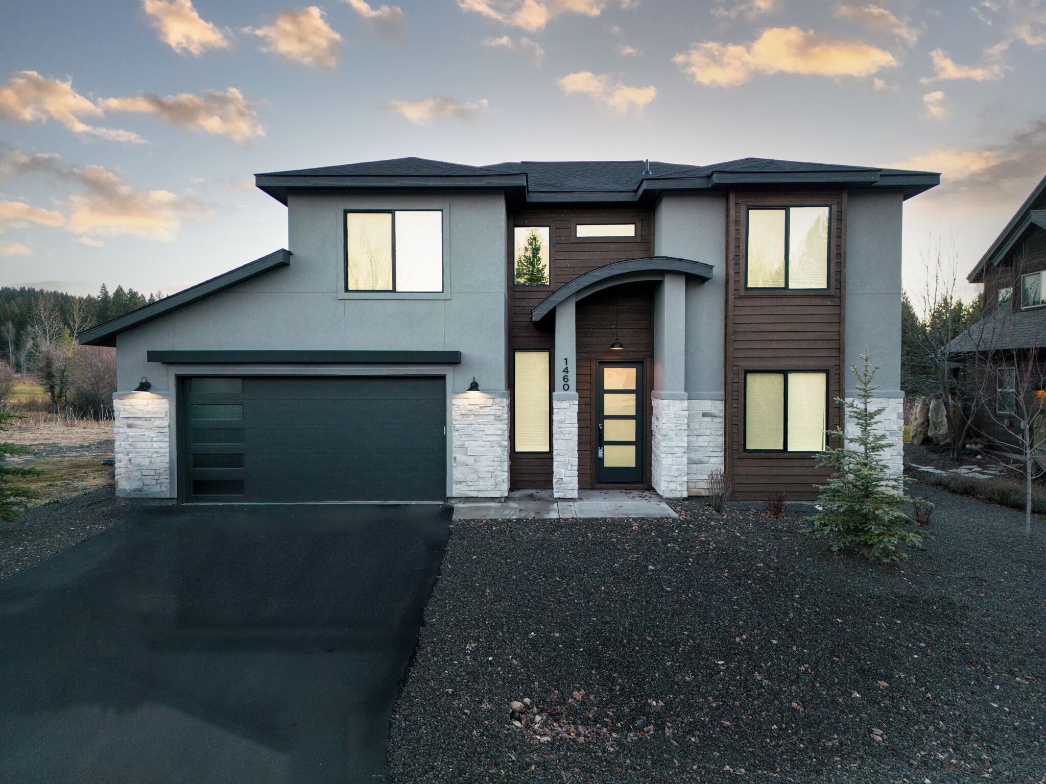 المنشأة من الخارج