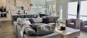 Mountain Meadow Retreat