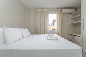 3 bedrooms, iron/ironing board, Internet, bed sheets