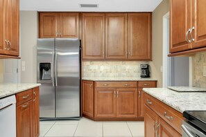 Interior - Venice's most hidden vacation gem! (Venice)