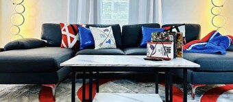 Cozy Two-Bedroom Bills themed Getaway💙♥️