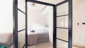 Apartment | 1 bedroom, iron/ironing board, free WiFi, bed sheets