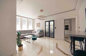 Apartment | Living area | TV - Entire Luxury Apartment in Greater London (London)