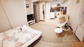 1 chambre, fer et planche à repasser, Wi-Fi, draps fournis