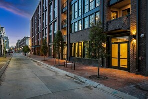 Exterior - 2BR Haven Condo Steps to Mississippi River (New Orleans)