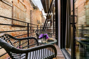 Terrace/patio - Stylish 2BR Pelican Stay Condo with 2 Balconies (New Orleans)