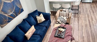 Three bedroom townhome, blocks from idyllic downtown