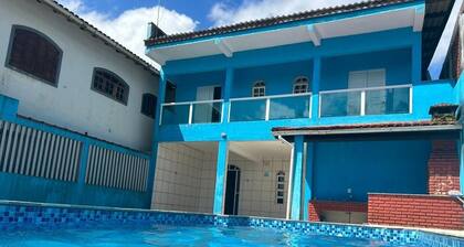 Casa pé na Areia a 50m do mar Piscina Grande, Casa Para Famílias até 20 Pessoas