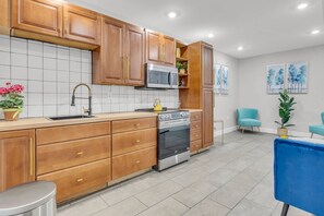 Comfort Studio | Shared kitchen