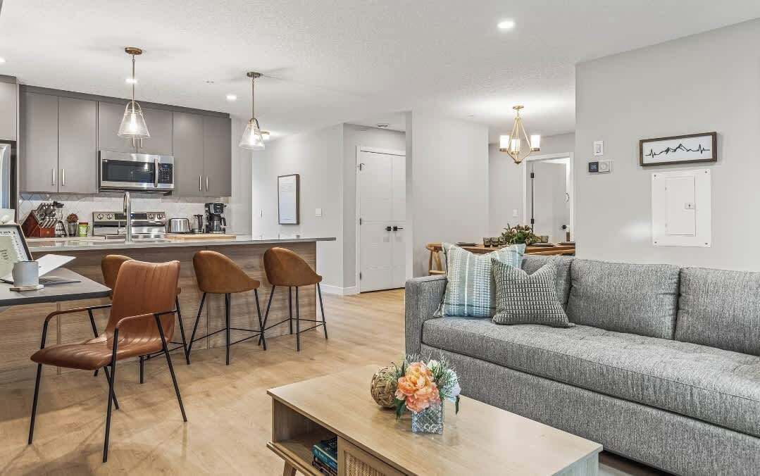 TV, peis og kontorer