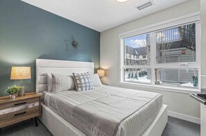 3 Schlafzimmer, Bügeleisen/Bügelbrett, Reisekinderbett, WLAN