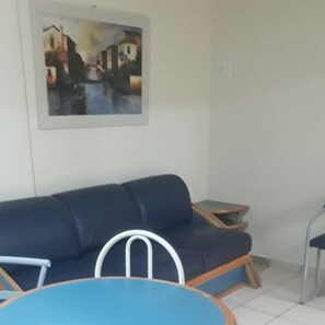 15-inch TV with cable channels - Temporada Eldorado Park Caldas Novas (Caldas Novas)