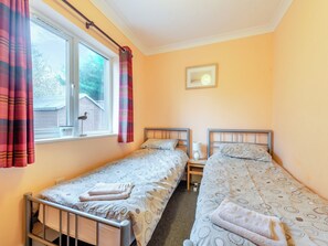 3 bedrooms, free WiFi, bed sheets