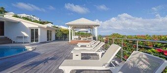 Beautiful 4 Bed-rooms Villa at Orient Beach