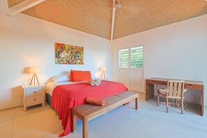 4 bedrooms, WiFi, bed sheets