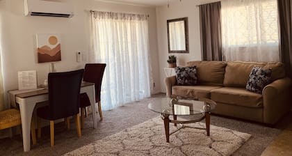 Treetop stay: private balcony, full kitchen