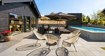 Amazing home in Ebeltoft with sauna