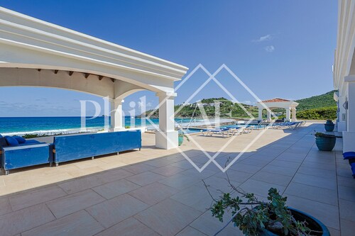 Villa de 10 Chambres les Pieds Dans L'eau à Guana Bay