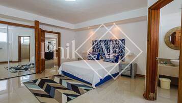 9 soverom, strykejern/-brett, wi-fi og sengetøy