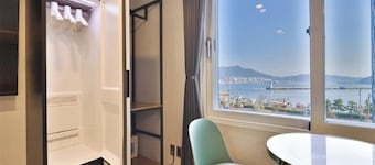 Hotel 701