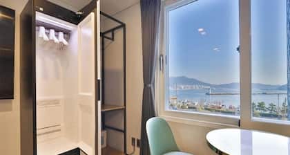 Hotel 701