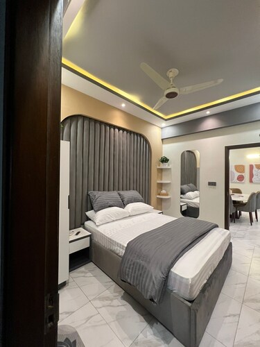 Travellers Heaven 3br Apt Nishat Commercial 