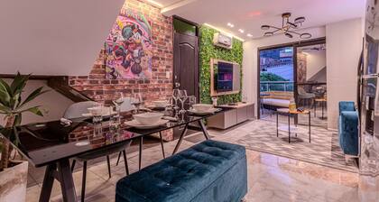 Medellin Trendy Influencer ArtPop Colors Apartment Unique in the area
