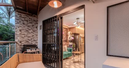 Medellin!Apartamento Arte Pop, Influencer y Color.